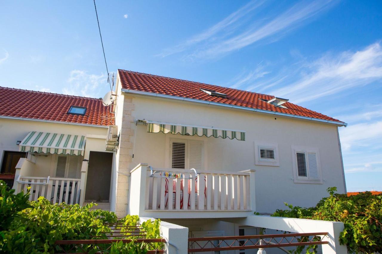 Apartments With A Parking Space Sutivan, Brac - 752 Extérieur photo