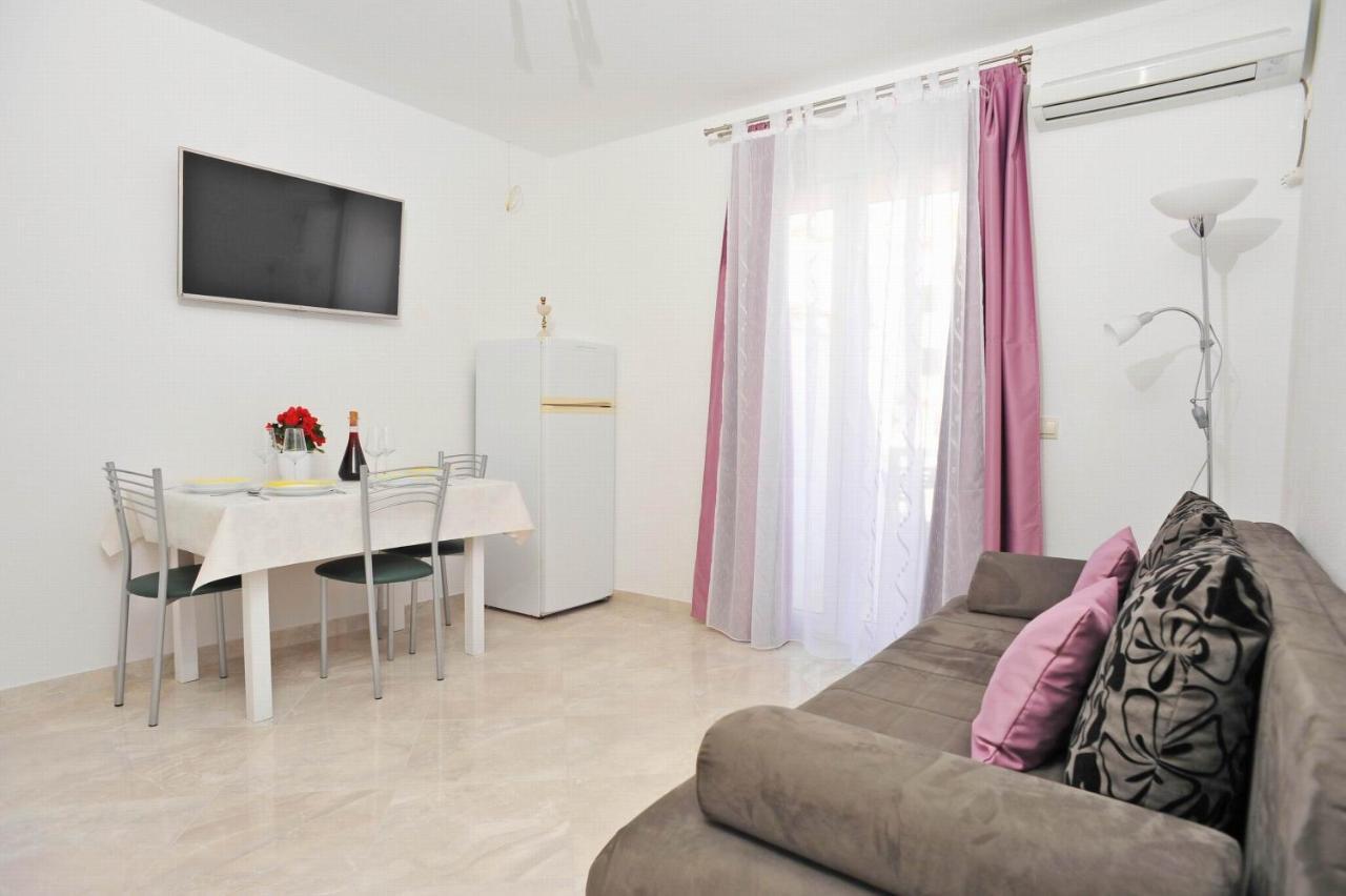 Apartments With A Parking Space Sutivan, Brac - 752 Extérieur photo